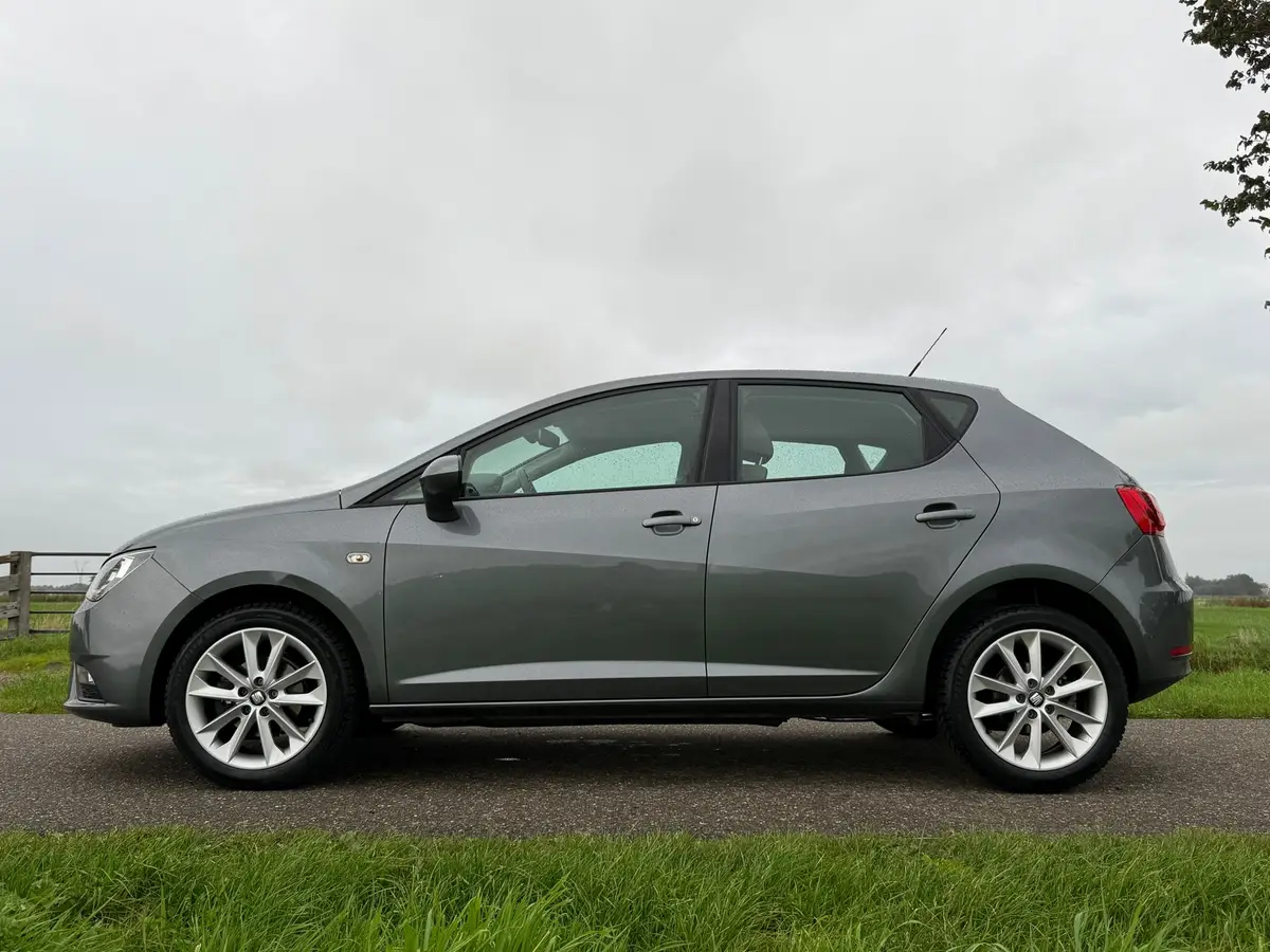 SEAT Ibiza 1.0 EcoTSI Style Connect | 1e Eigenaar | Navi | 16" Velgen | Airco | PDC | Cruise | LED | Goed Onderhouden |: foto 2