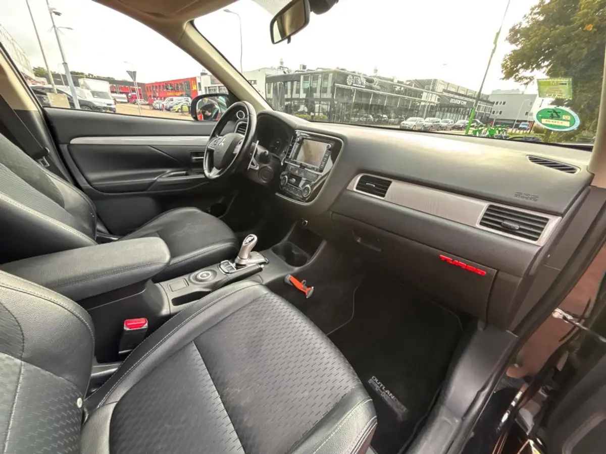 Mitsubishi Outlander 2.0 PHEV Executive Edition Full Opties: foto 80