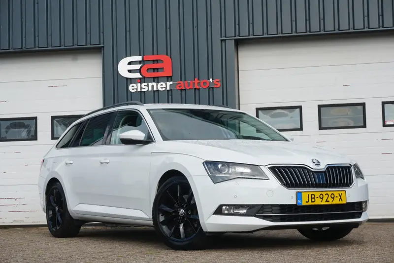 Škoda Superb Combi 1.4 TSI ACT Ambition Business 2016 leasen bij DreamLease: foto 2