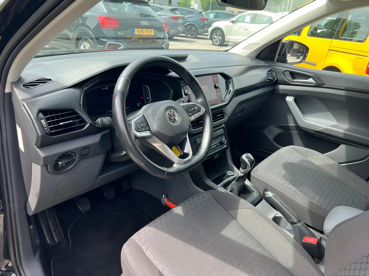 Volkswagen T-Cross 1.0 TSI r line: foto 2