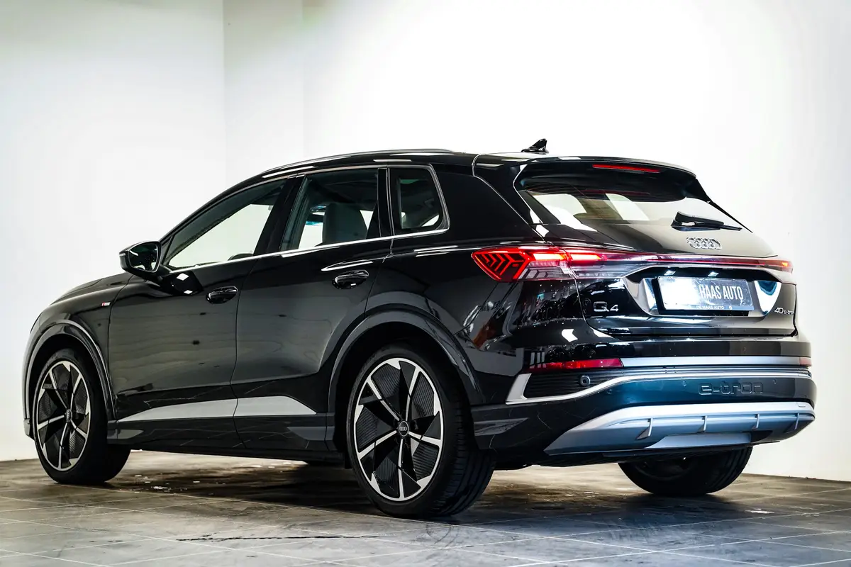 Audi Q4 e-tron 40 S edition 77 kWh|94,5% SOH|Pano dak|21 inch|Head up|Acc: foto 2