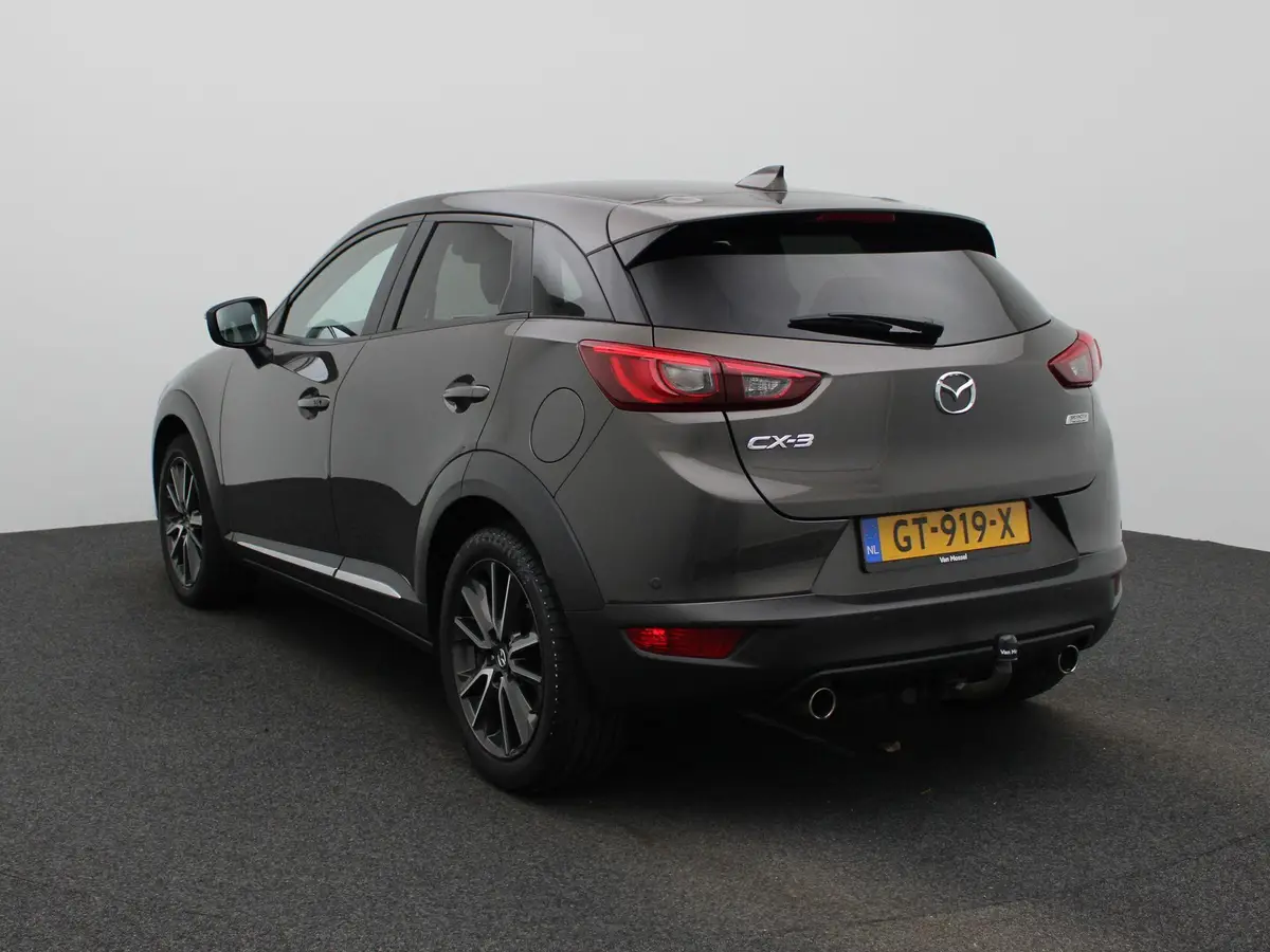 Mazda CX-3 2.0 SkyActiv-G 120 GT-M: foto 2
