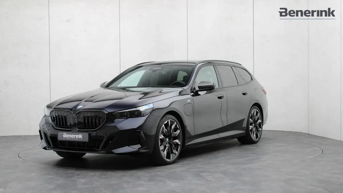 BMW 5 Serie Touring 530e xDrive M-Sport Pro: foto 1
