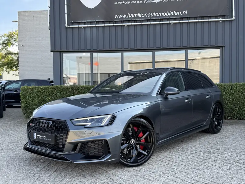 Audi RS4 Avant 2.9 V6 TFSI 451pk Quattro 2018 leasen bij DreamLease: foto 1