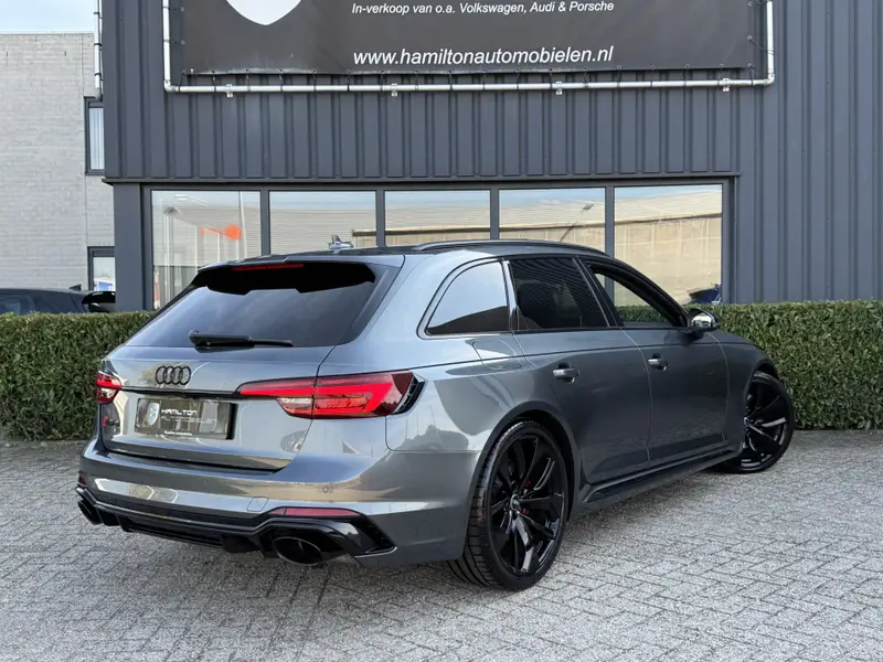 Audi RS4 Avant 2.9 V6 TFSI 451pk Quattro 2018 leasen bij DreamLease: foto 2