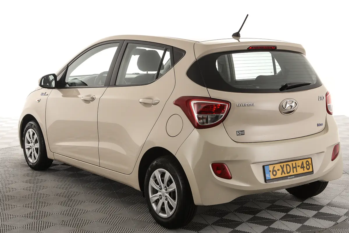 Hyundai i10 1.0I GO!: foto 2