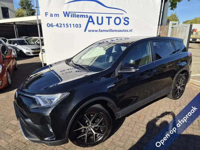 Toyota RAV4 2.5 Hybrid Style 2016 leasen bij DreamLease: foto 1