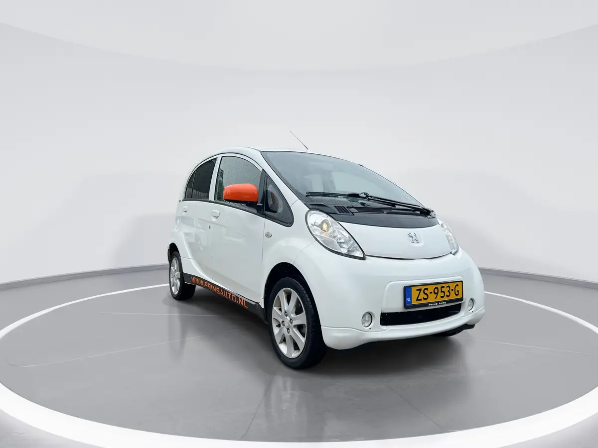 Peugeot iOn Active: foto 2