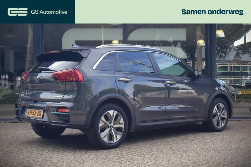 Kia e-Niro ExecutiveLine 64 kWh |ACC|STOELKOELING|CARPLAY|NAV 2020 leasen bij DreamLease: foto 2