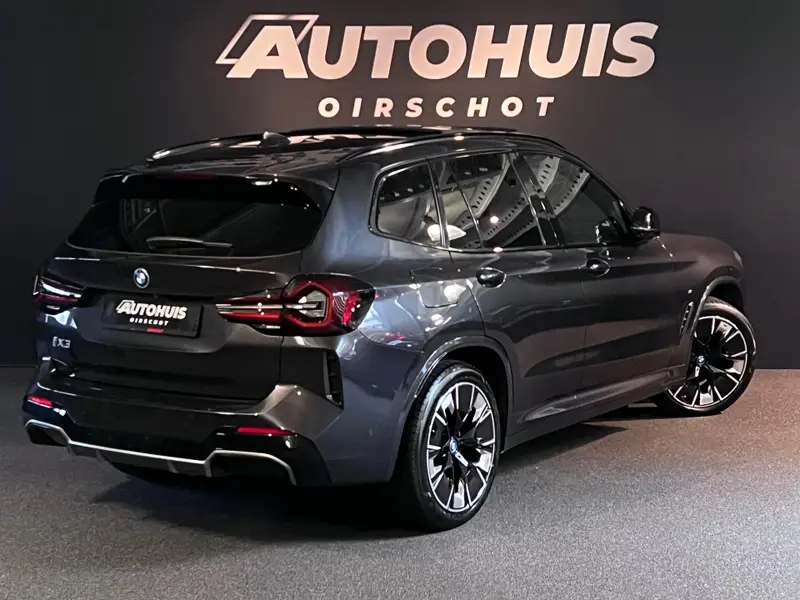 BMW iX3 High Executive 80 kWh Edition M Pano/Stuurverwarming/H&K/Memory M stoelen/360 Camera/ACC/20"/ Headup/ 2024 leasen bij DreamLease: foto 2