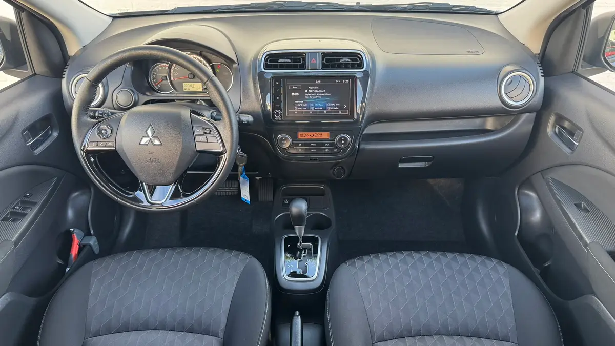 Mitsubishi Space Star 1.2 Dynamic Automaat Camera Carplay DAB radio Dealer onderhouden: foto 2