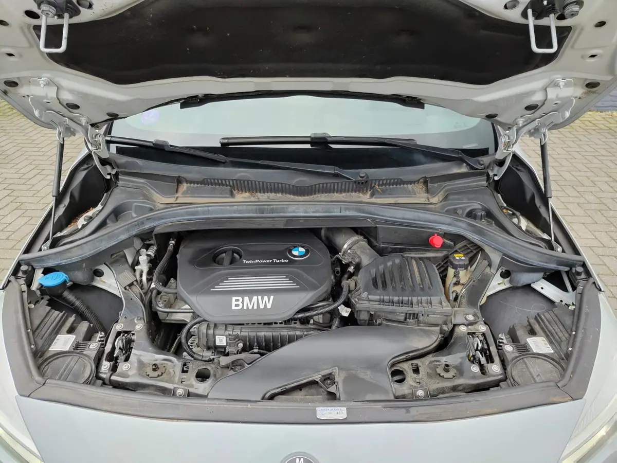 BMW 2 Serie Gran Tourer 218i AUT-7 Leer 7-Persoons Camera Navi Sport-Line Ecc Head-Up Display Stoelverwarming Pdc High Executive: foto 30