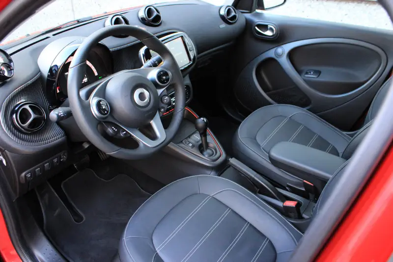 smart Forfour EQ 18 kWh 2021 leasen bij DreamLease: foto 2