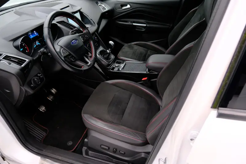 Ford Kuga 1.5 EcoBoost ST Line Xenon|CarPlay|Cam|Leder-Alcantara|LMV|Navi 2018 leasen bij DreamLease: foto 2