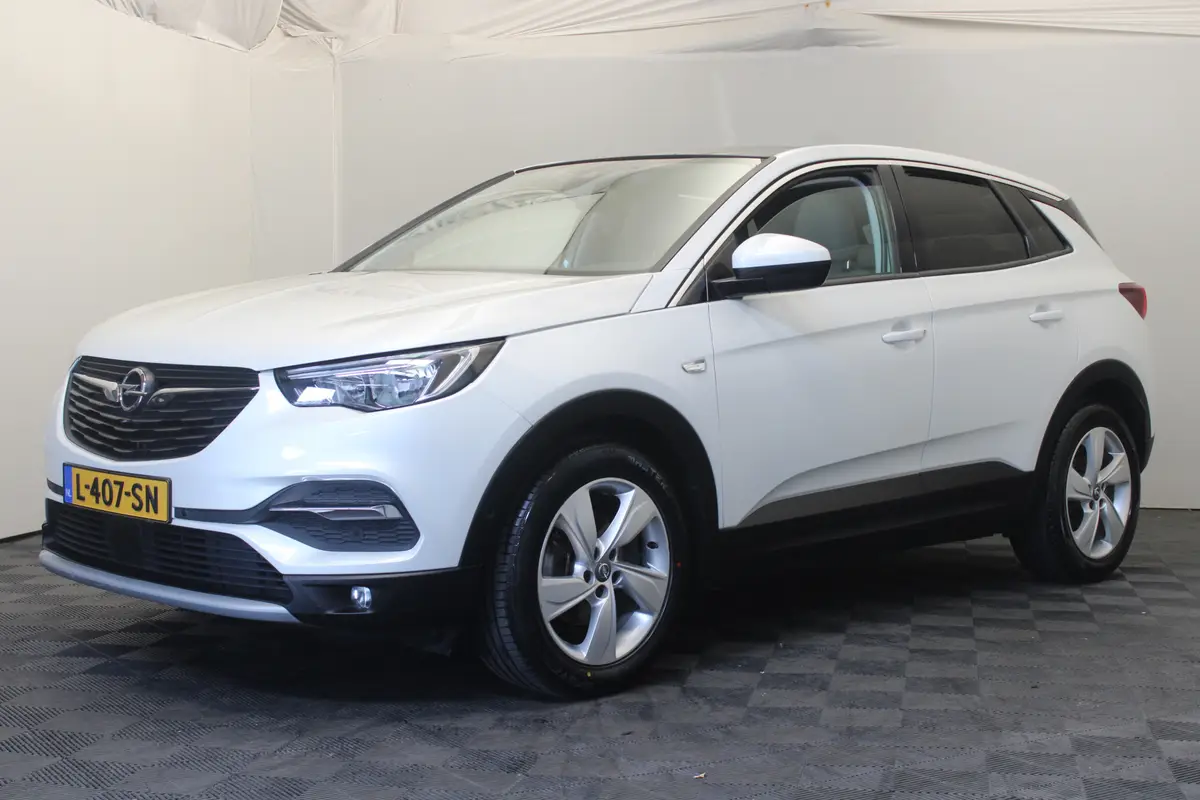 Opel Grandland X 1.2 Turbo Innovation: foto 1