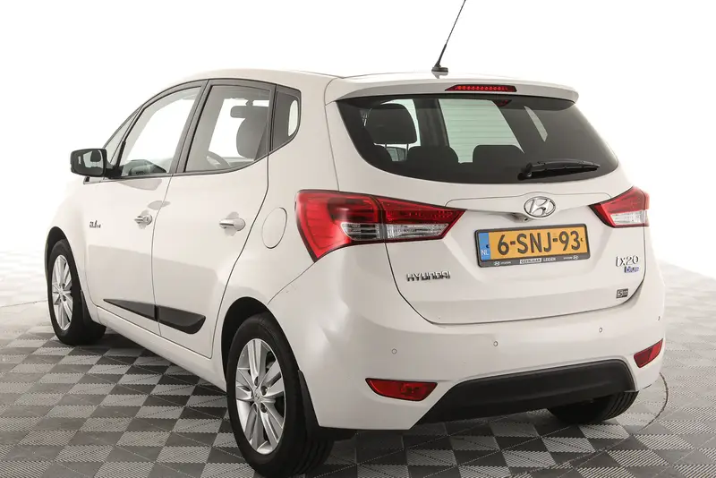 Hyundai ix20 1.4I I-Magine 2013 leasen bij DreamLease: foto 2