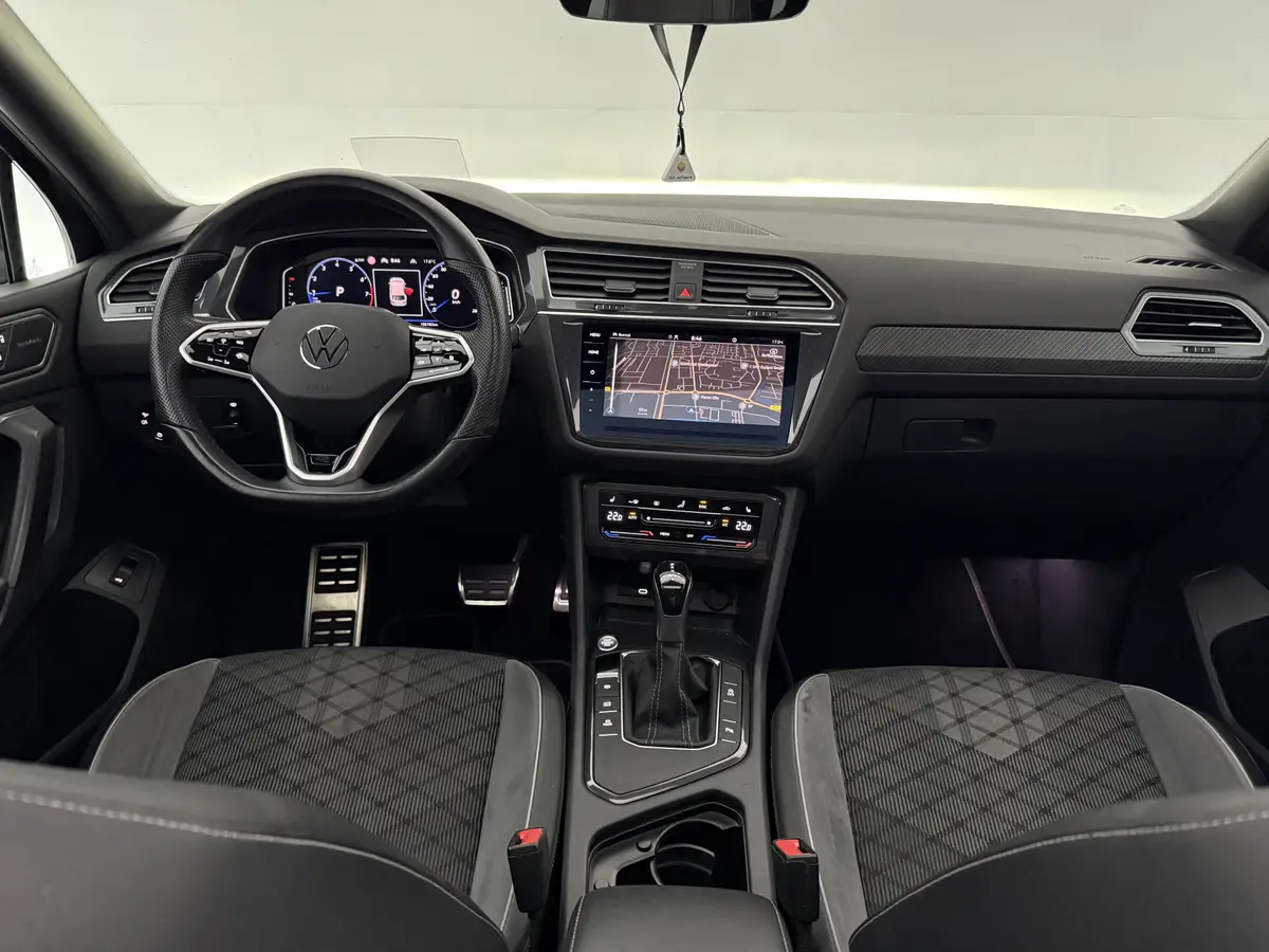 Volkswagen Tiguan 1.5 TSI R-Line Business+ Black Edition: foto 2