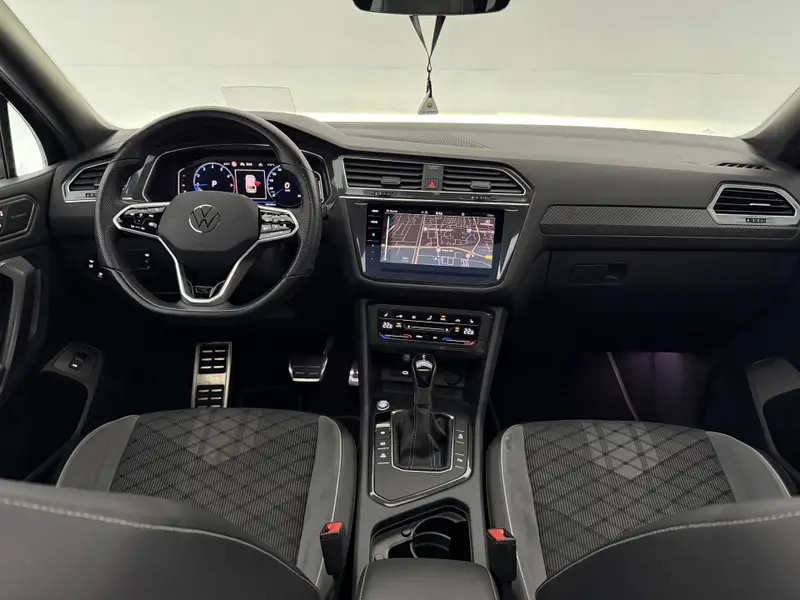 Volkswagen Tiguan 1.5 TSI R-Line Business+ Black Edition 2022 leasen bij DreamLease: foto 2