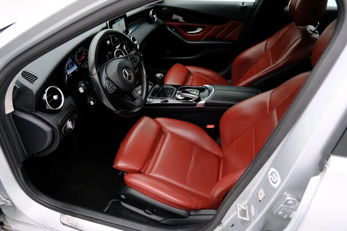 Mercedes-Benz C-Klasse 180 Lease Edition Leder|LMV|PDC|Sportstoelen: foto 2