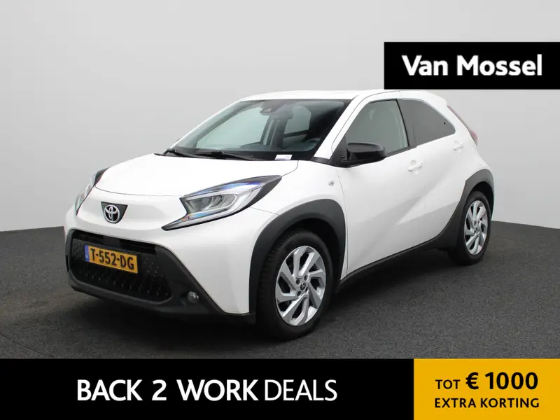 Toyota Aygo X 1.0 VVT-i MT first 2023 leasen bij DreamLease: foto 1