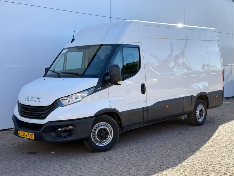 Iveco Daily Daily 35S14 2.3 140PK 2023 leasen bij DreamLease: foto 1