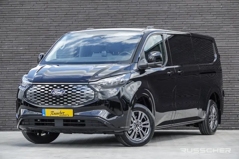 Ford E-Transit Custom L2H1 218Pk Aut. | Elektrisch | Nieuwe 71Kwh Accu | Limited 340 | 2xSchuifdeur | 360° Camera | 17'' | Agate Black 2026 leasen bij DreamLease: foto 1