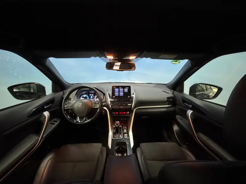 Mitsubishi Eclipse Cross 2.4 PHEV Intense+ Trekhaak, Carplay, Camera 2022 leasen bij DreamLease: foto 2