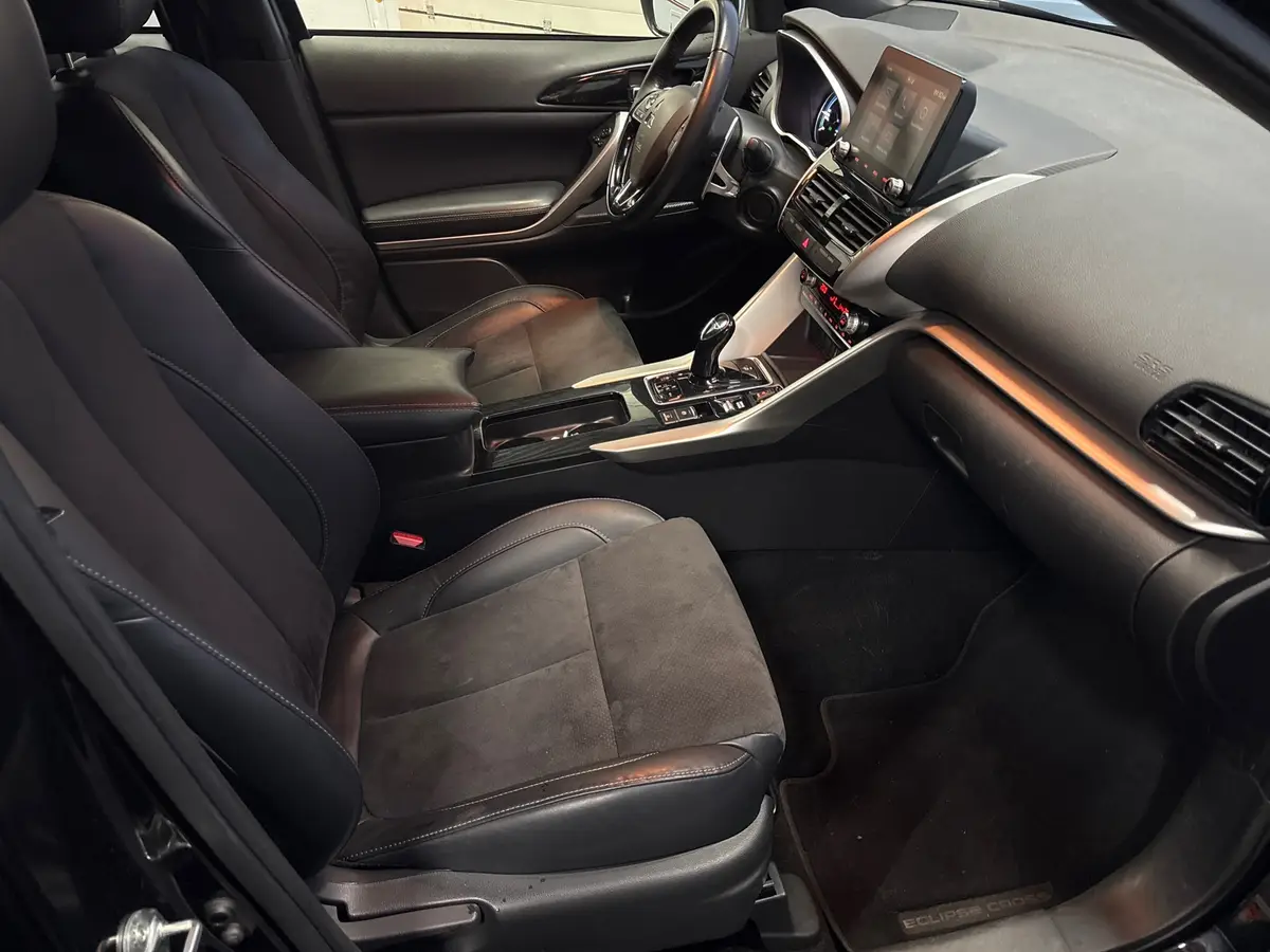Mitsubishi Eclipse Cross 2.4 PHEV Intense+ Trekhaak, Carplay, Camera: foto 24
