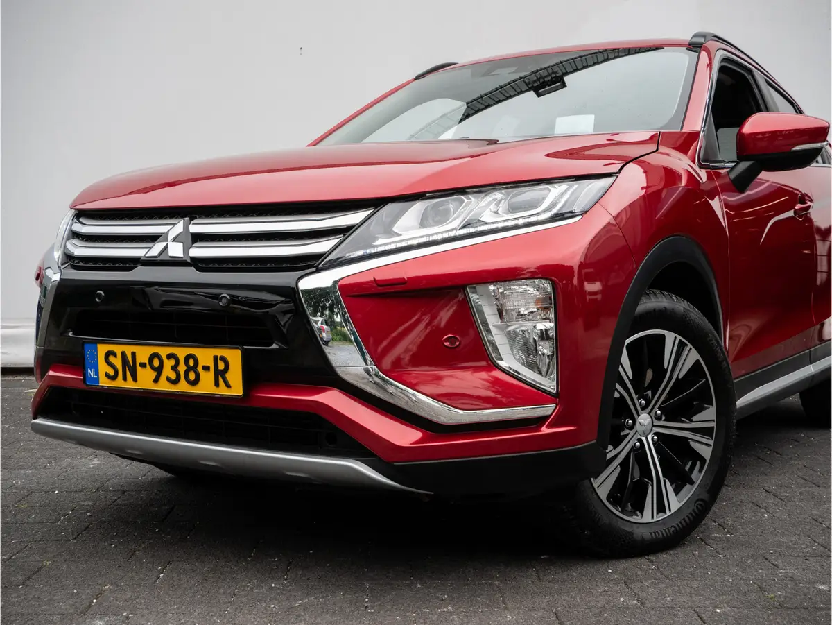 Mitsubishi Eclipse Cross 1.5 DI-T 164pk First Edition: foto 2