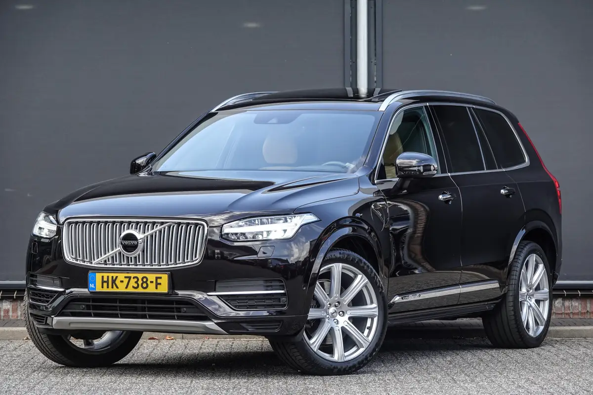 Volvo XC90 T8 Twin Engine 408Pk Aut. | Plug In Hybrid | AWD | Inscription | 7-Persoons | Panoramadak | Luchtvering | Achteruitrijcamera | 21'' | Ember Black: foto 1