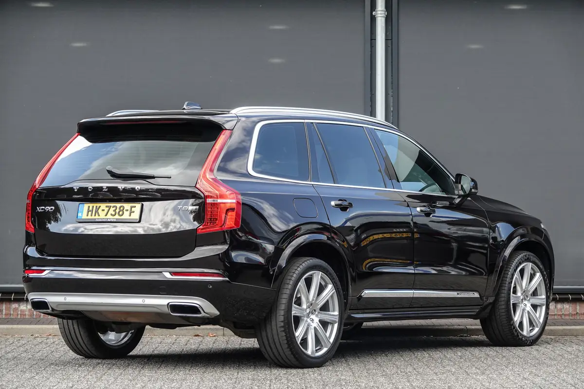 Volvo XC90 T8 Twin Engine 408Pk Aut. | Plug In Hybrid | AWD | Inscription | 7-Persoons | Panoramadak | Luchtvering | Achteruitrijcamera | 21'' | Ember Black: foto 2