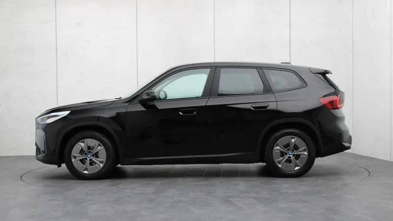 BMW iX1 xDrive30 Launch Edition 2022 leasen bij DreamLease: foto 2