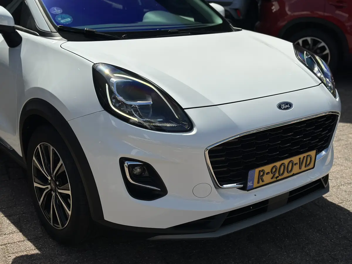 Ford Puma 1.0 EcoBoost Titanium: foto 40