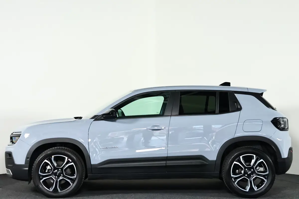 Jeep Avenger 1.2 e-Hybrid Altitude: foto 35