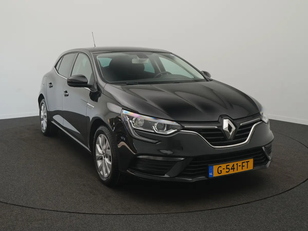 Renault Mégane TCe 140 Limited: foto 2