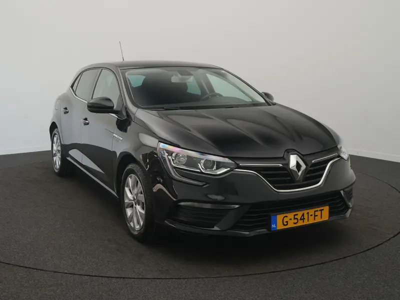Renault Mégane TCe 140 Limited 2019 leasen bij DreamLease: foto 2