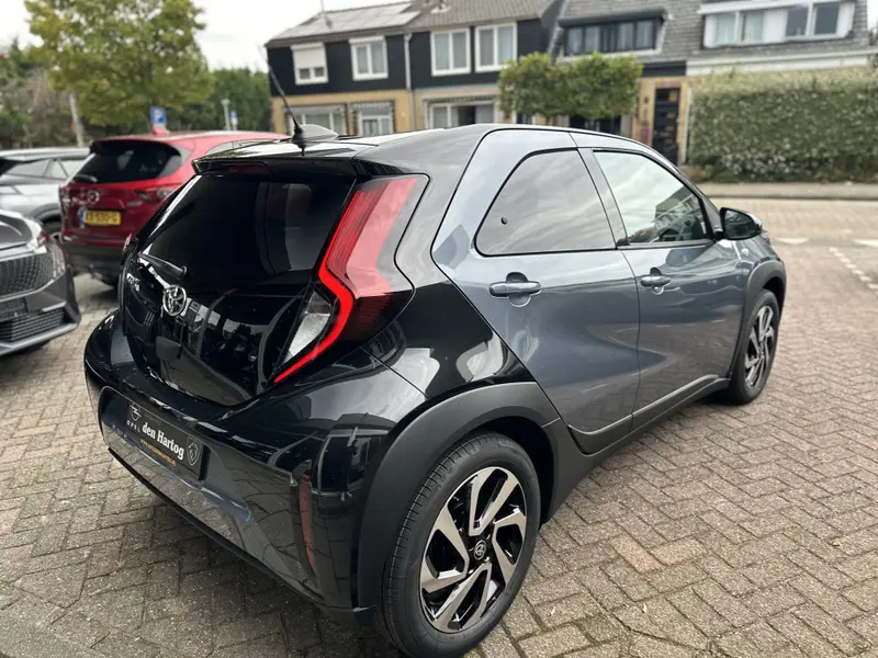 Toyota Aygo X 1.0 VVT-i S-CVT Pulse 2025 leasen bij DreamLease: foto 2