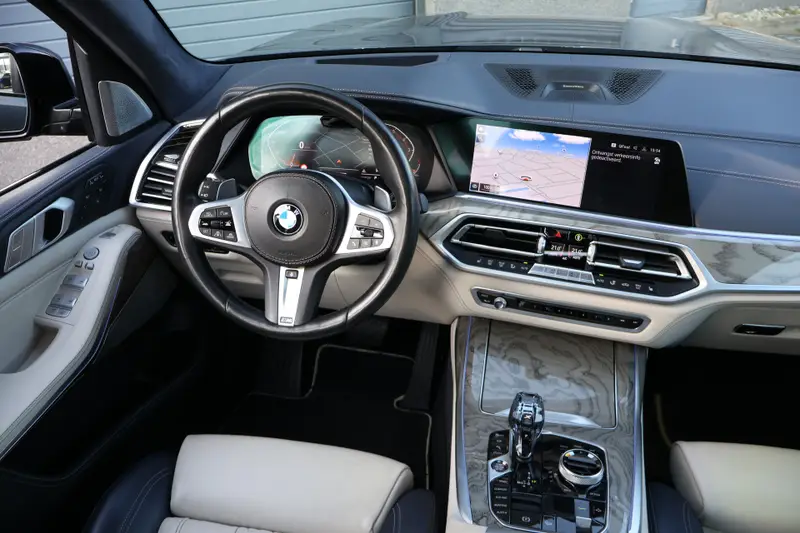 BMW X7 xDrive40i 6p. l 340 PK l Panodak l LASER l Head-up l Soft close l 3500 Ahw gewicht l Memory l B & W l 360 Camera l Stuurverw. l Stoelverwarming l 2019 leasen bij DreamLease: foto 2