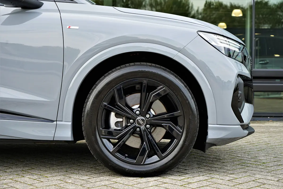 Audi Q4 Sportback e-tron 40 S-line 204pk: foto 39