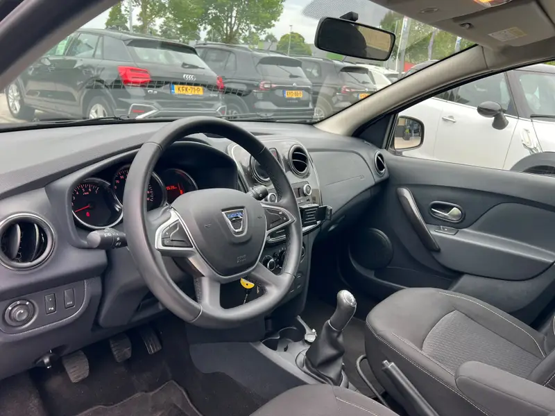 Dacia Sandero 0.9 TCe Laureate 2018 leasen bij DreamLease: foto 2