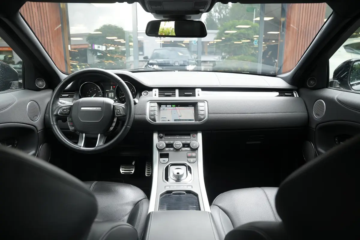 Land Rover Range Rover Evoque 2.0 Si4 HSE Dynamic: foto 2