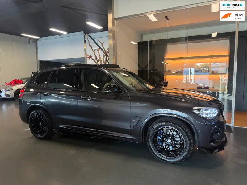 BMW X3 XDrive30e M Pack Panorama Memory Camera 2021 leasen bij DreamLease: foto 1