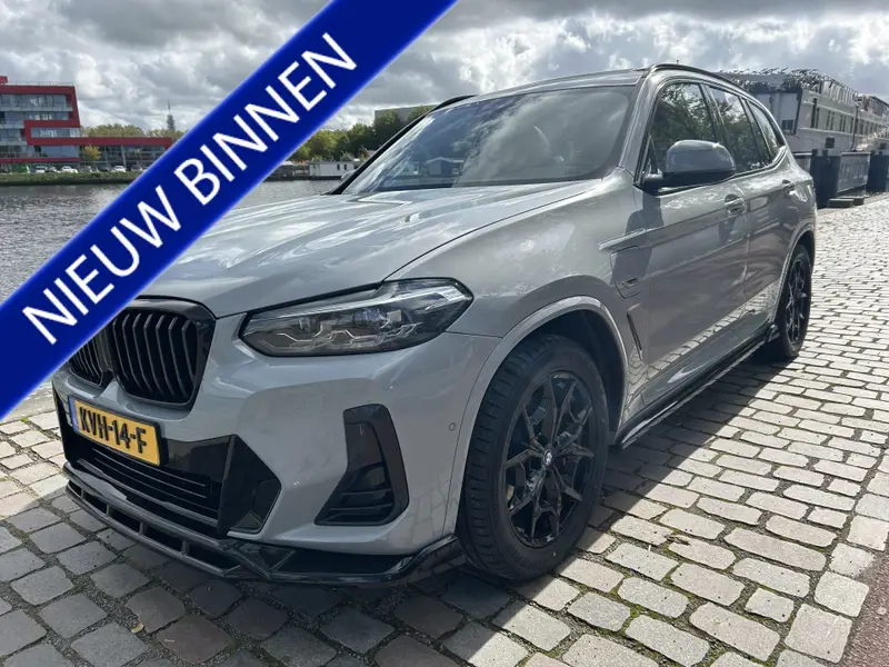 BMW X3 xDrive30e High Executive 2022 leasen bij DreamLease: foto 1