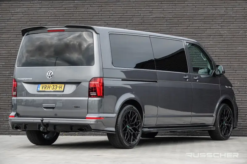 Volkswagen Transporter L2H1 2.0Tdi 150Pk DSG7 | Bulli | 75 Edition | Stoel-Stoel | Spoilerpack | Leder | Treeplanken | Trekhaak | 20'' 2022 leasen bij DreamLease: foto 2