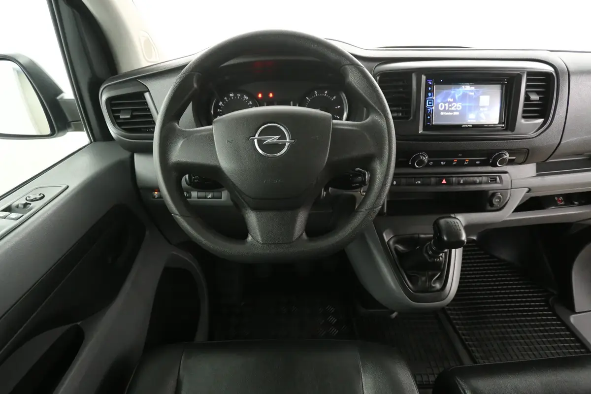 Opel Vivaro 2.0 CDTI 145PK L3H1: foto 2