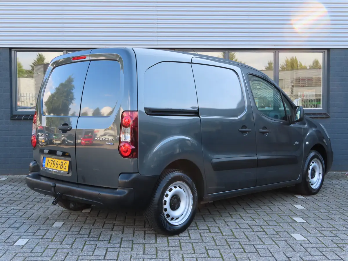 Peugeot Partner 120 1.6 BlueHDi 75 L1 XR: foto 2