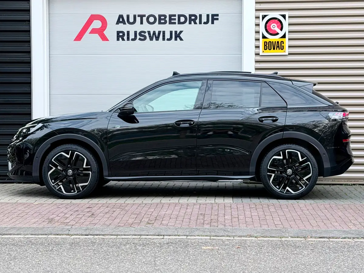 Volkswagen T-Roc 1.5 eTSI R-Line Pano/360/HuD/Sfeer: foto 2