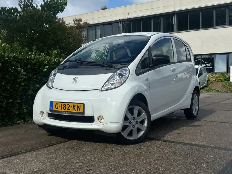 Peugeot iOn Active 2019 leasen bij DreamLease: foto 1