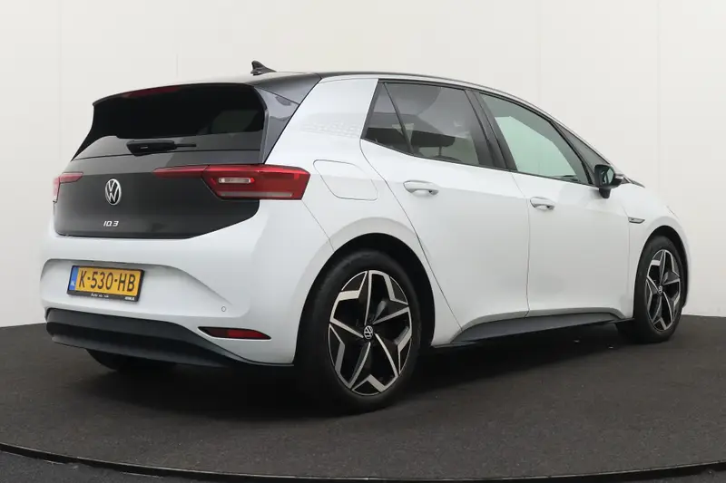 Volkswagen ID.3 First Plus 58 kWh (94% SOH) 2020 leasen bij DreamLease: foto 2