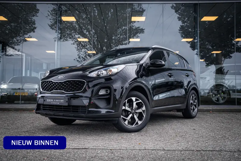 Kia Sportage 1.6 GDI DynamicLine ** Navigatie ** Bluetooth ** Camera 2021 leasen bij DreamLease: foto 1